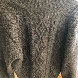 100% Irish cashmere - inis mean google it!